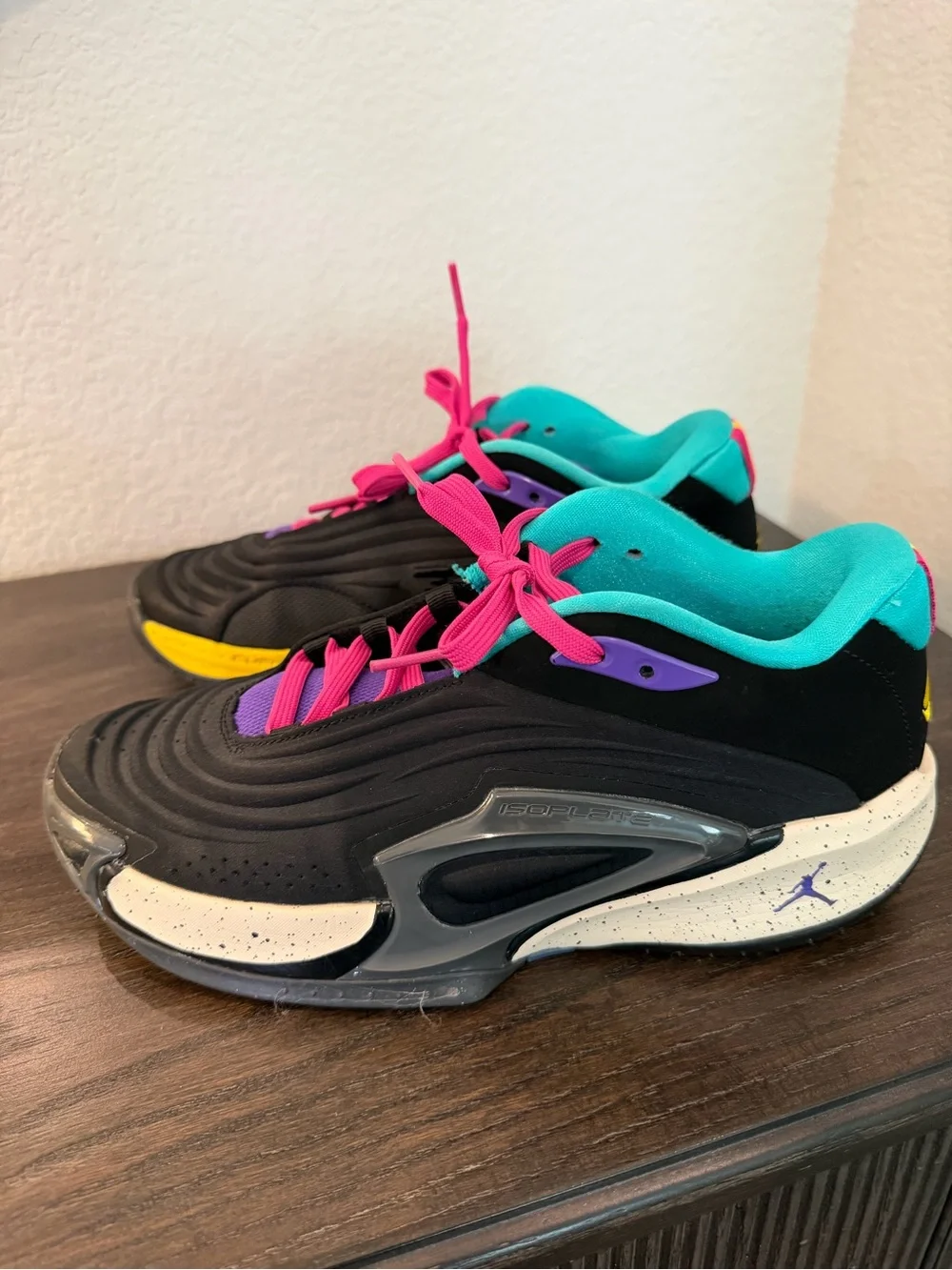 Jordan Luka 3 Black Hyper Jade Pink! Size 8